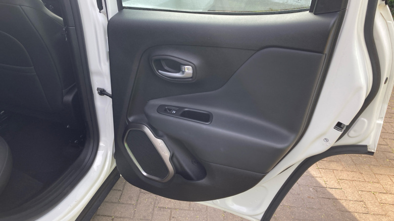Jeep Renegade 1.6 Multijet Limited 5dr DDCT Diesel Hatchback